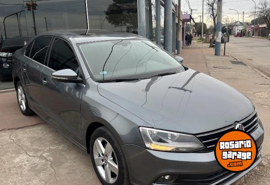 Autos - Volkswagen Vento 2.5 Luxury 2015 Nafta 109000Km - En Venta