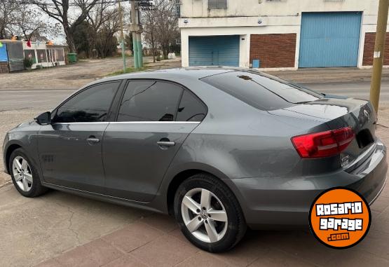 Autos - Volkswagen Vento 2.5 Luxury 2015 Nafta 109000Km - En Venta