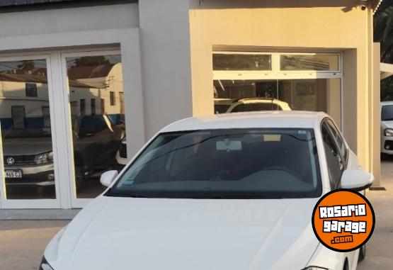 Autos - Volkswagen POLO TRENDLINE MSI 2018 Nafta 78650Km - En Venta