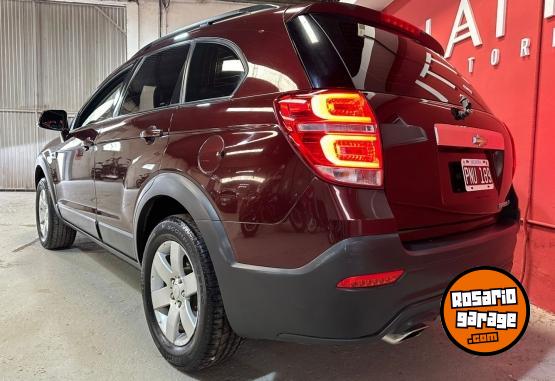 Camionetas - Chevrolet Captiva 2.4 Ls 2016 Nafta 95000Km - En Venta