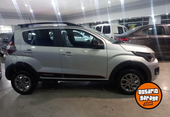 Autos - Fiat MOBI TREKKING 2024 Nafta 0Km - En Venta