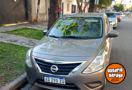 Autos - Nissan Versa 2018 Nafta 144000Km - En Venta