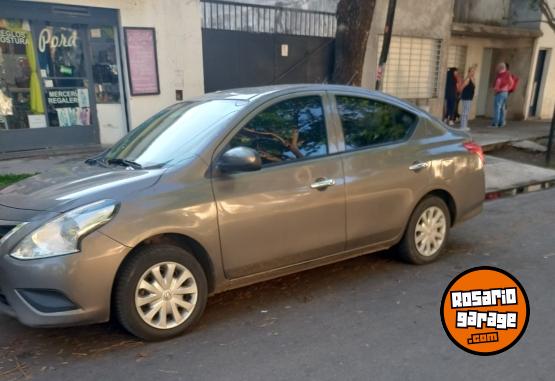 Autos - Nissan Versa 2018 Nafta 144000Km - En Venta