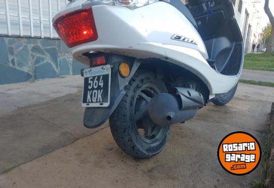 Motos - Honda Elite 2014 Nafta 26700Km - En Venta