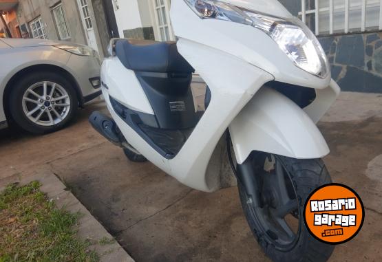 Motos - Honda Elite 2014 Nafta 26700Km - En Venta