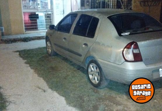 Autos - Renault Clio2 1.9 2002 Diesel 265200Km - En Venta