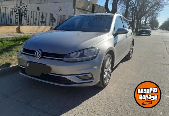 Autos - Volkswagen Golf 2018 Nafta 144000Km - En Venta