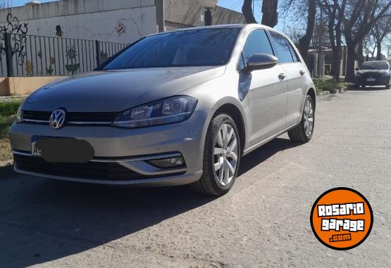 Autos - Volkswagen Golf 2018 Nafta 144000Km - En Venta