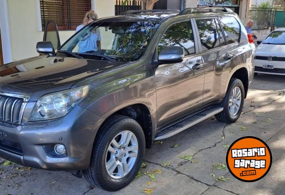 Camionetas - Toyota Land Cruiser Prado 2011 Nafta 212000Km - En Venta