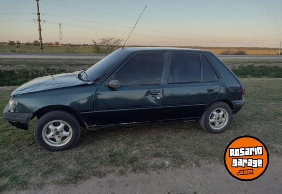 Autos - Peugeot 205 1998 Diesel 185000Km - En Venta