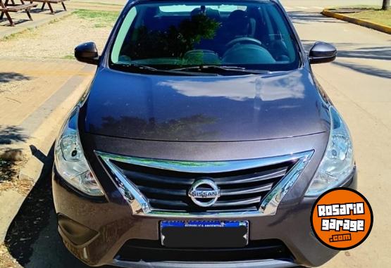 Autos - Nissan VERSA 2017 Nafta 90000Km - En Venta