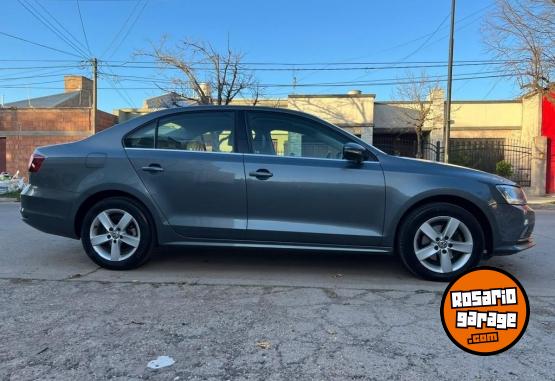 Autos - Volkswagen VENTO 2016 Nafta 100000Km - En Venta