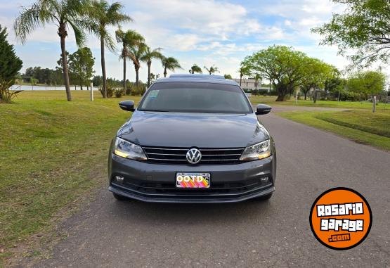 Autos - Volkswagen Vento luxury 2.5 2015 Nafta 126000Km - En Venta