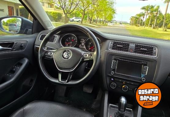 Autos - Volkswagen Vento luxury 2.5 2015 Nafta 126000Km - En Venta