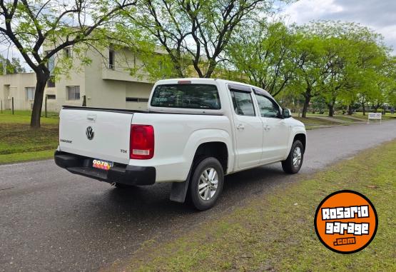 Camionetas - Volkswagen AMAROK TRENDLINE 4X2 2017 Diesel 123000Km - En Venta