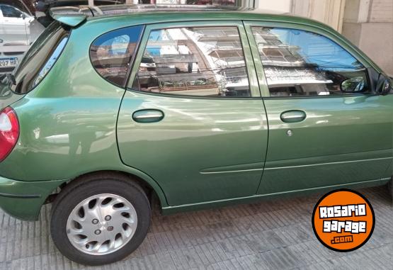 Autos - Daihatsu SIRION 1999 Nafta 55000Km - En Venta