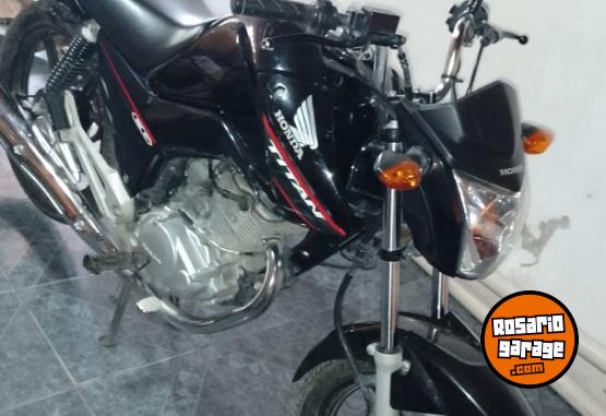 Motos - Honda New Titn 2020 Nafta 15000Km - En Venta