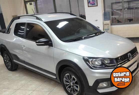 Utilitarios - Volkswagen SAVEIRO CROSS 2019 Nafta 140000Km - En Venta