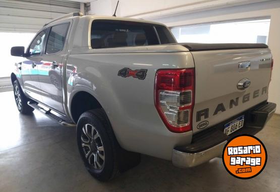 Camionetas - Ford Ranger LTDA AT 2023 Nafta 38000Km - En Venta