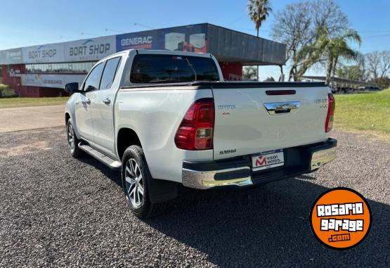 Camionetas - Toyota HILUX 2.8 SRX 4X2 MT 2018 Diesel 130000Km - En Venta