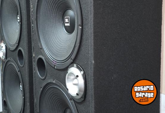 Electrnica - cajas pirameidales jbl - En Venta