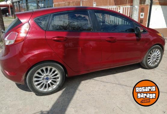 Autos - Ford Kinetic 2014 GNC 150000Km - En Venta