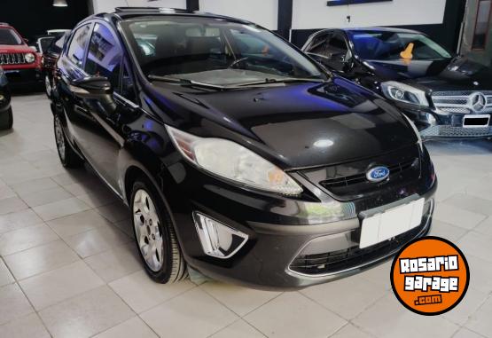 Autos - Ford Fiesta KD Titanium 2011 Nafta 89000Km - En Venta