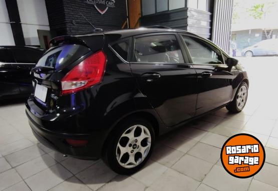 Autos - Ford Fiesta KD Titanium 2011 Nafta 89000Km - En Venta