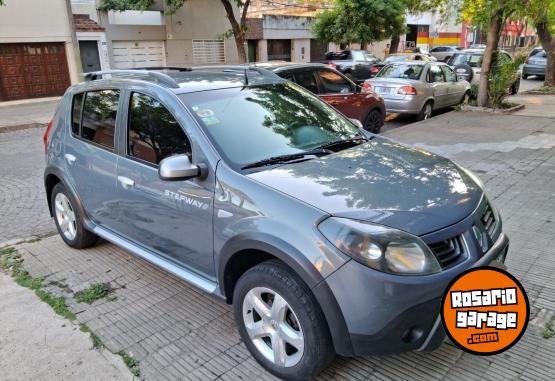 Autos - Renault Sandero 2010 GNC 180000Km - En Venta