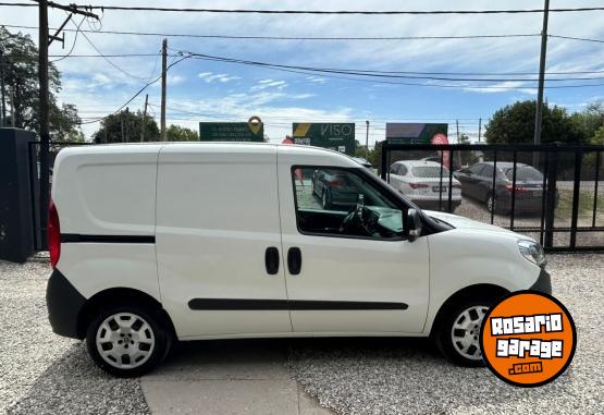 Utilitarios - Fiat DOBLO CARGO 1.4 ACTIVE 2018 Nafta  - En Venta