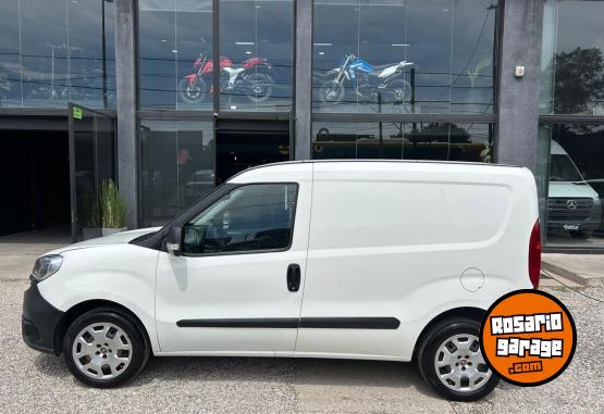 Utilitarios - Fiat DOBLO CARGO 1.4 ACTIVE 2018 Nafta  - En Venta