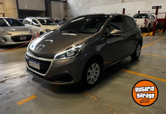 Autos - Peugeot 208 Active 1.5 2017 Nafta 143000Km - En Venta