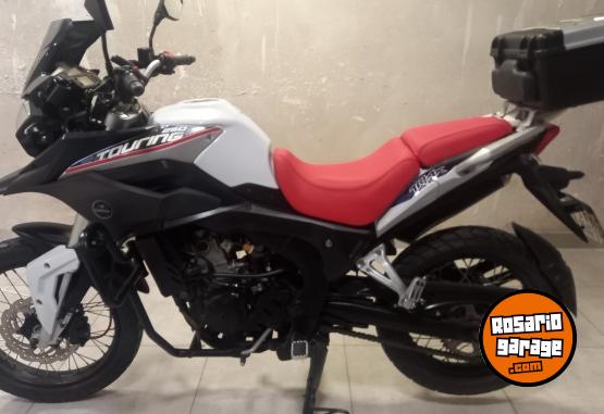 Motos - Corven Touring Triax 250 2020 Nafta 4000Km - En Venta