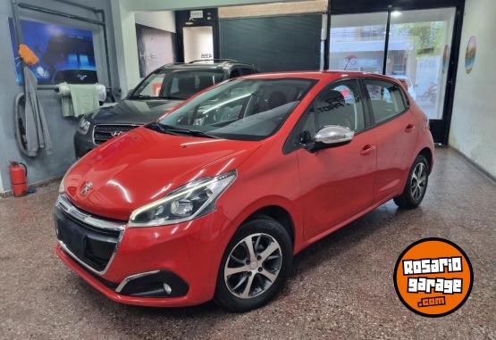 Autos - Peugeot 208 Allure 2017 Nafta 73000Km - En Venta