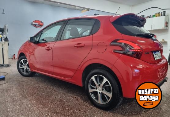 Autos - Peugeot 208 Allure 2017 Nafta 73000Km - En Venta