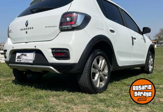 Autos - Renault Stepway privilege 2016 Nafta 89000Km - En Venta