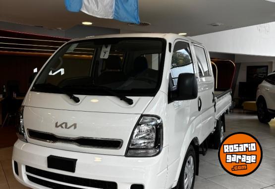 Camiones y Gras - Kia K2500 Doble Cabina ao 22 - En Venta