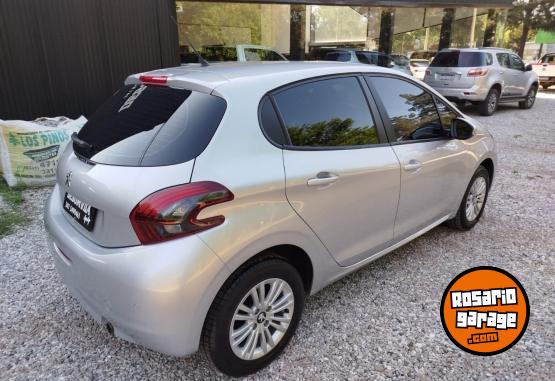 Autos - Peugeot 208 ALLURE FULL 2019 Nafta 30000Km - En Venta