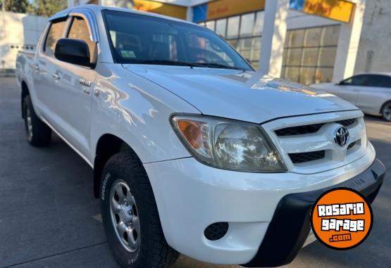 Camionetas - Toyota HILUX 2006 Diesel 318000Km - En Venta