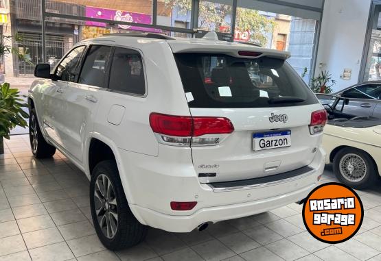 Camionetas - Jeep Grand Cherokee 2018 Nafta 72000Km - En Venta