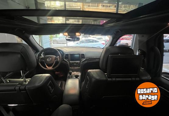 Camionetas - Jeep Grand Cherokee 2018 Nafta 72000Km - En Venta