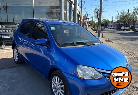 Autos - Toyota Etios Xls 2014 Nafta 65000Km - En Venta