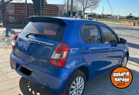 Autos - Toyota Etios Xls 2014 Nafta 65000Km - En Venta