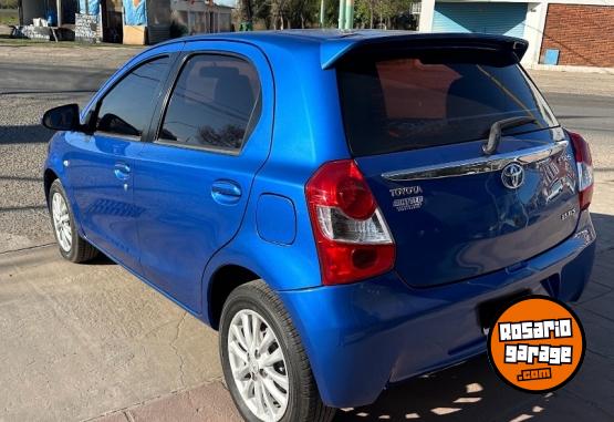 Autos - Toyota Etios Xls 2014 Nafta 65000Km - En Venta