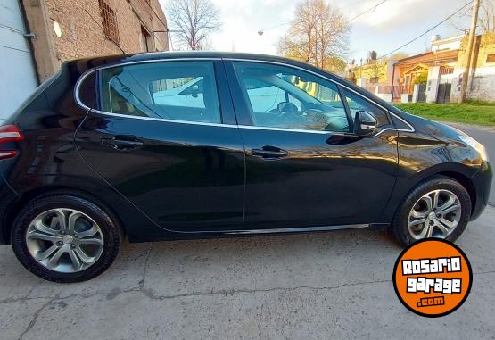 Autos - Peugeot 208 FELINE PACK CUIR 2016 Nafta 110000Km - En Venta