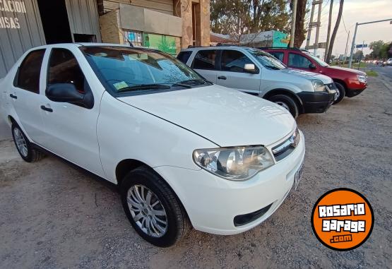 Autos - Fiat SIENA 2013 GNC 120000Km - En Venta