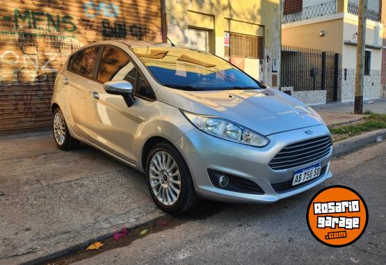 Autos - Ford Kinetic 2017 Nafta 101000Km - En Venta