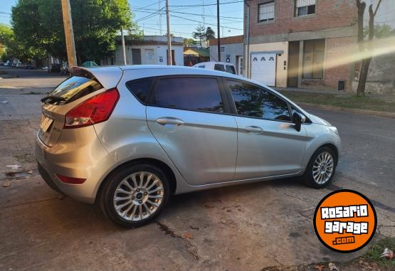 Autos - Ford Kinetic 2017 Nafta 101000Km - En Venta