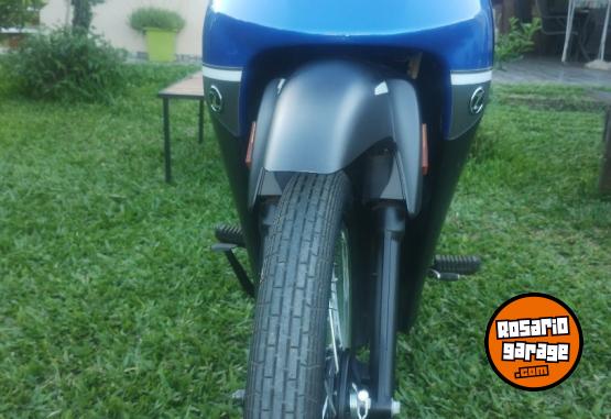 Motos - Zanella ZB 110 2022 Nafta 140000Km - En Venta