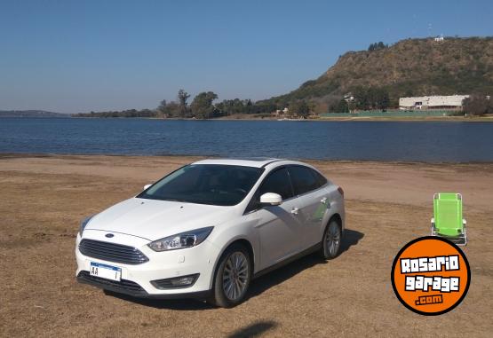 Autos - Ford FOCUS 3 2016 Nafta 74500Km - En Venta